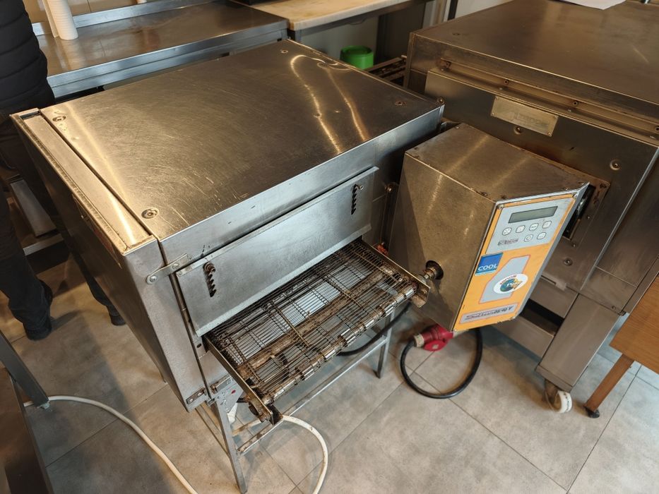 Utilaje covrigărie!