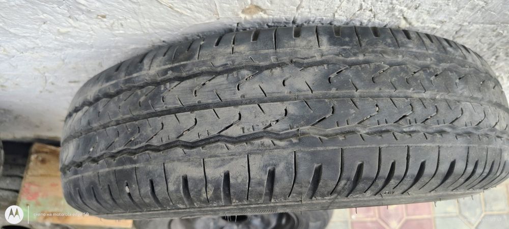 Продам покрышки легковой автомобиль Дамас R12
