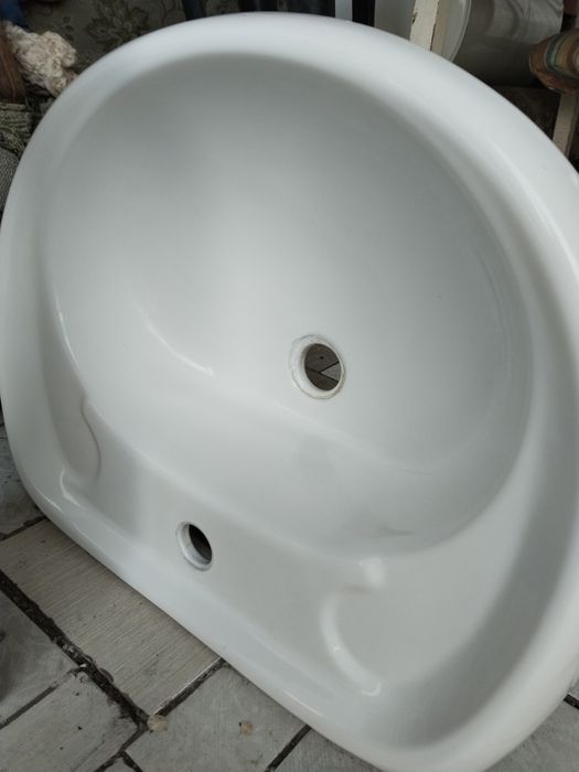 Продам раковину, тюльпан