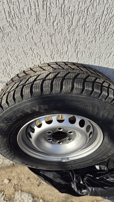 Roti NOI Mercedes Sprinter/Vw Crafter 225 75r16C 121R iarna NOKIAN