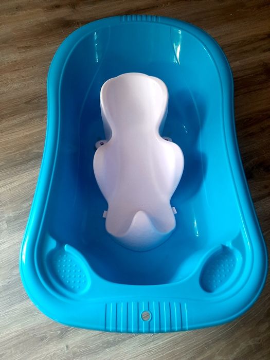 Детская ванна с горкой.