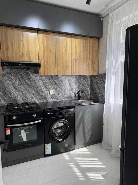 Продажа Квартира Буюк Ипак Юли Мирзо Улугбек Ор-р 2/3/5  50м2