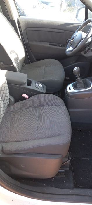 Рено Сценик 1.6 DCI