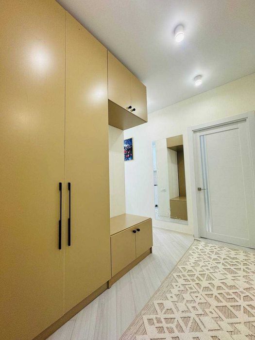 Сдается квартира на  Дархане  2 ком Срочно Новая