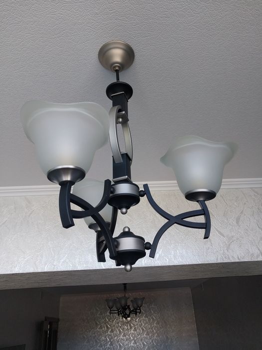 Люстры в отличном состоянии