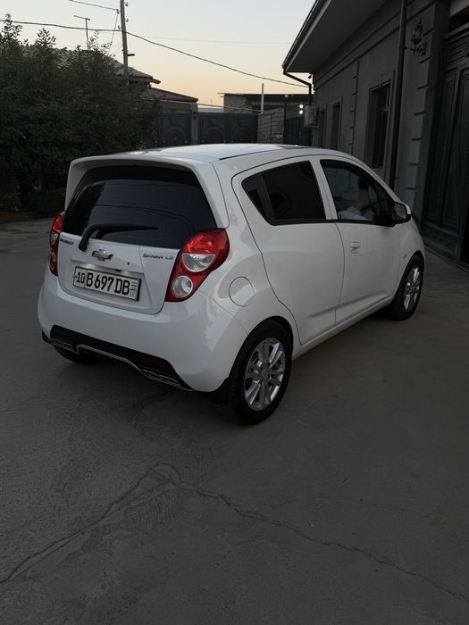 Spark aftamat sotiladi