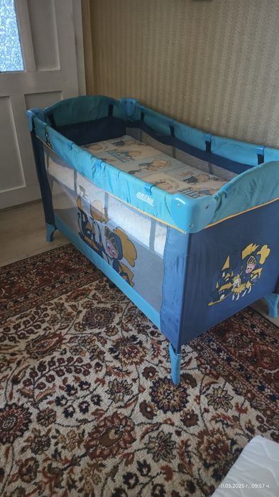 Бебешка кошара за сън