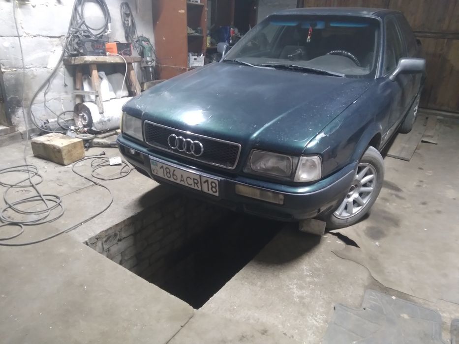 Продам ауди 80 б 4 обем 2 ,моно .хтс!