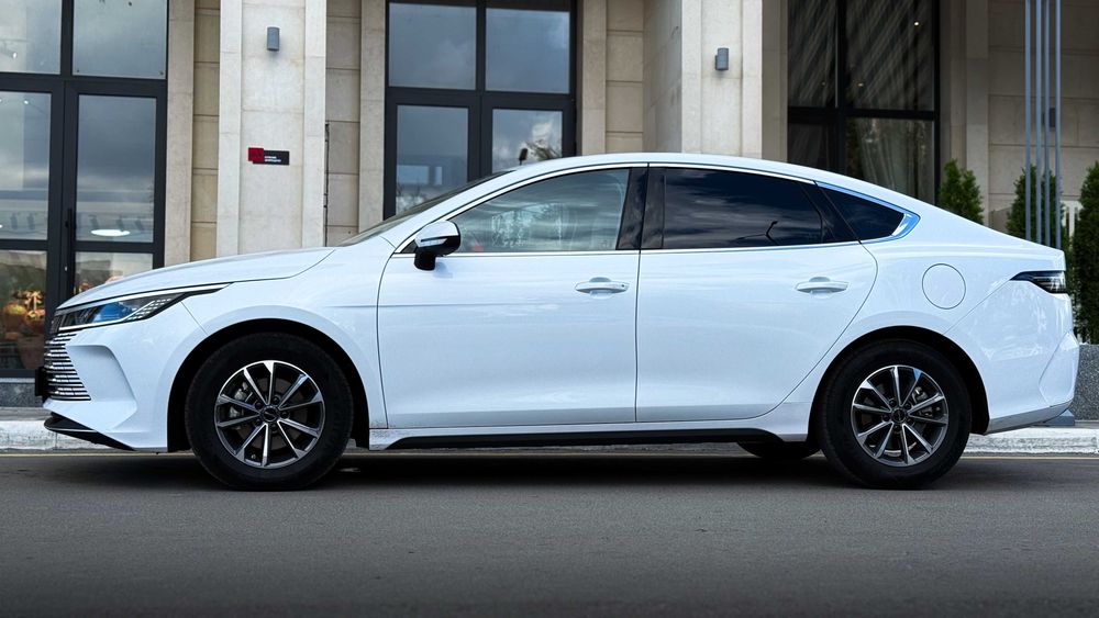 Аренда авто для работы в такси BYD Destroyer