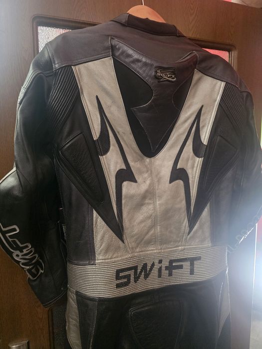 Мото екип Swift размер 54