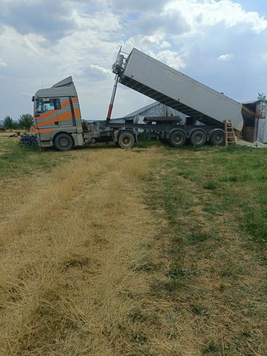 Vând firmă transport