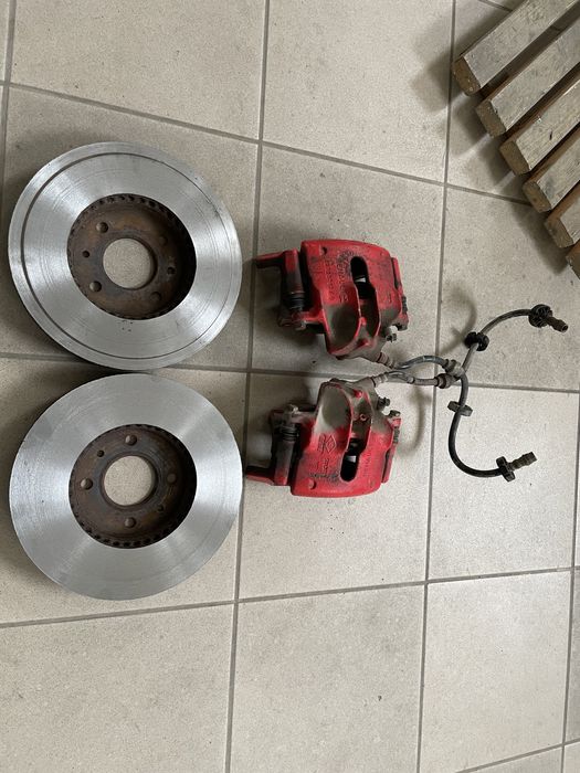 На части Renault Megane Coach 2.0 16V