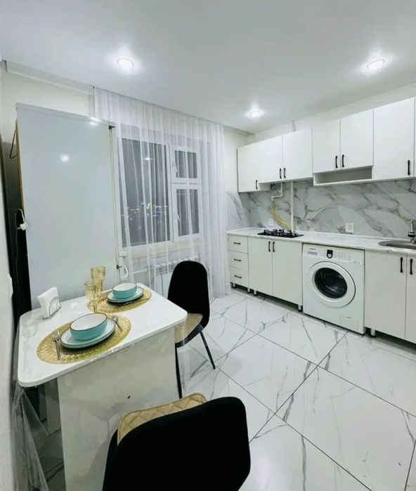 Сдаеться 1 ком квартира посуточно