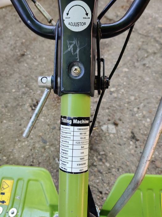 Vând motocultor folosit foarte puțin