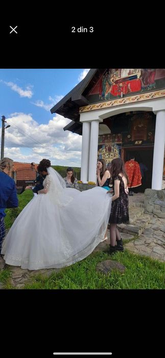 Vând rochie de mireasă