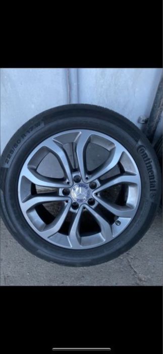 Jante Mercedes Benz C Klasse cu cauc 225/50/R17 dot 2015 vara 5-6mm