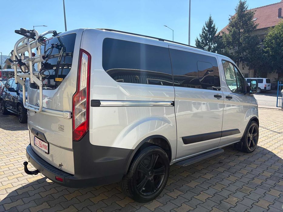 Ford tourneo custom nu transit