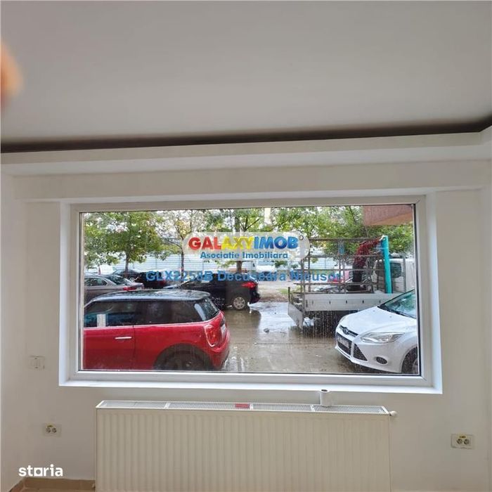 Spatiu comercial, in Militari Residence, Rezervelor, 70 mpu, 880 euro