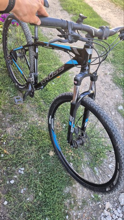 Vând bicicleta KROSS Hexagon
