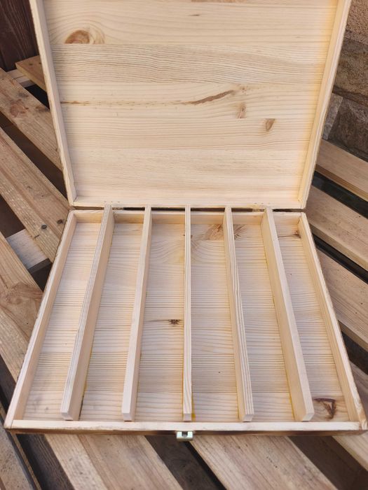 Дървена кутия за воблери