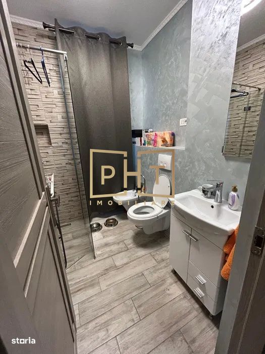 Apartament de vanzare, 4 camere, 94 mp, zona Vivo!