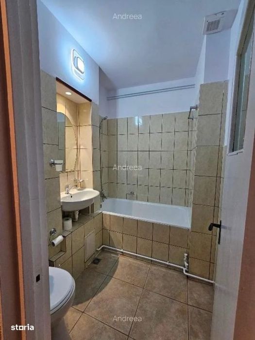 Inchiriere Apartament 4 Camere, Militari, In Zona Magazine, Statie Aut