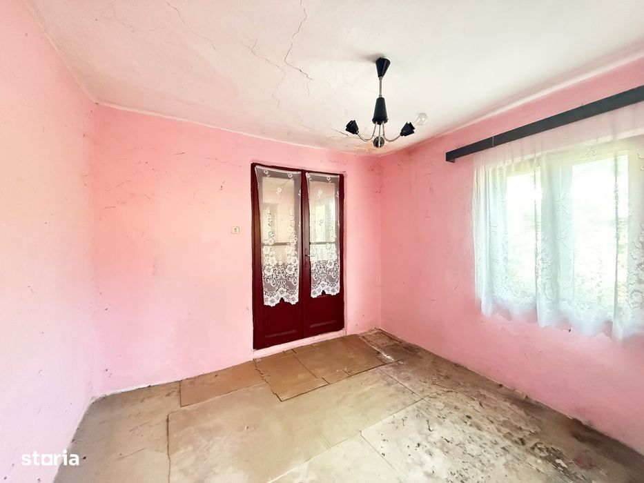 Rahova-Piatra Alba | Casa cu 2 Camere-Teren 184 mp | Toate Utilitatile