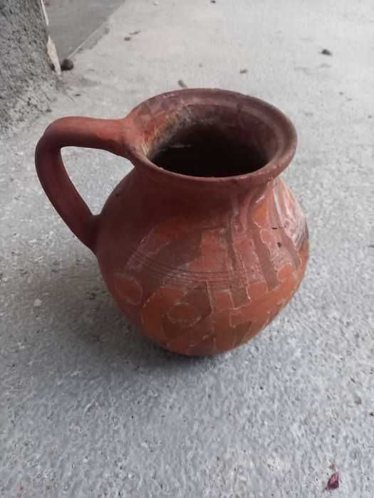 Кашпа изключително красива  и стилна.