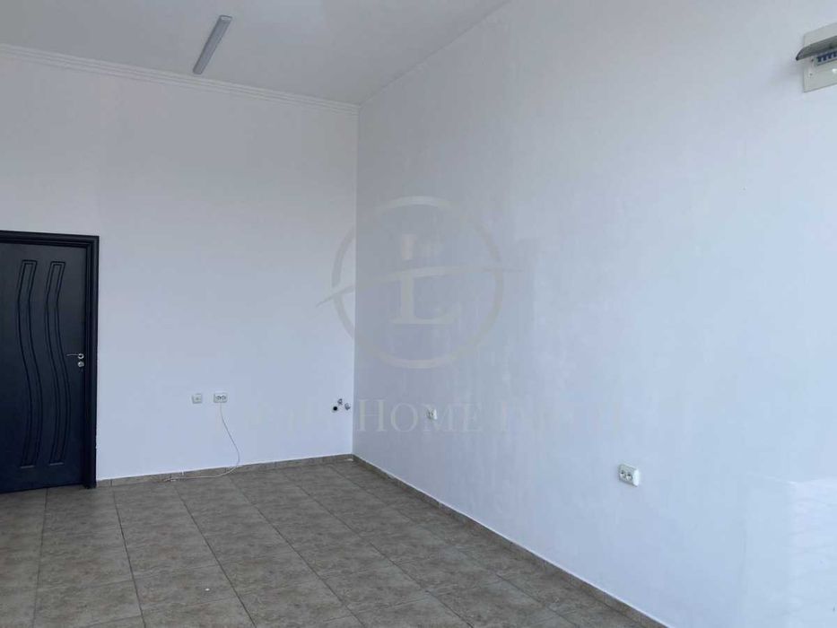 Реф. 4052 Партерно Помещение / Южен