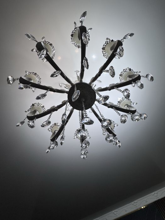 Люстра  и 2 бра в зал