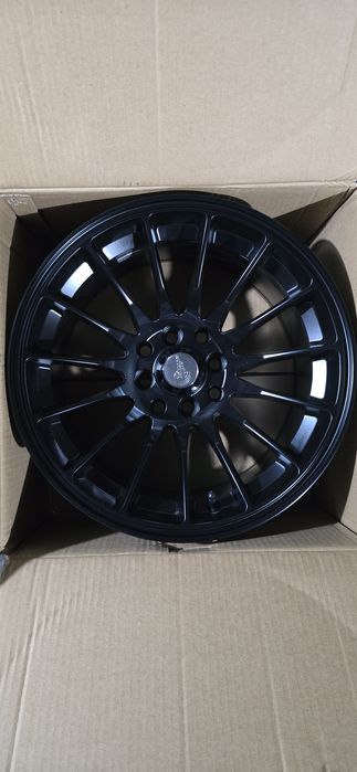 Продам ,новые широкие диски r15 j 8.25 xxr