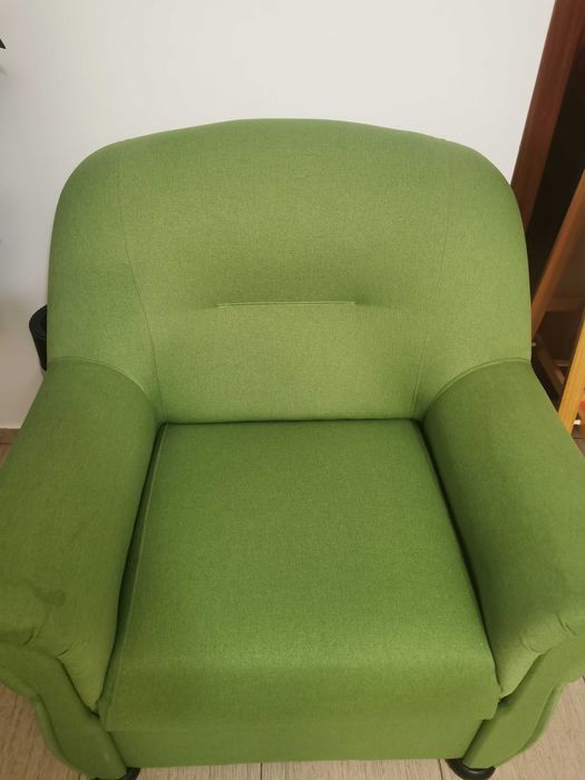 Canapea extensibila cu doua fotolii