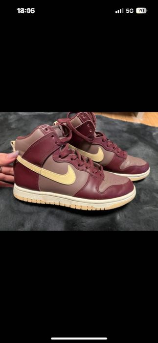 Adidasi Nike Dunk High