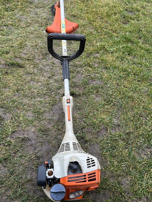 Vând cositoare STIHL FS 38 nu porneste