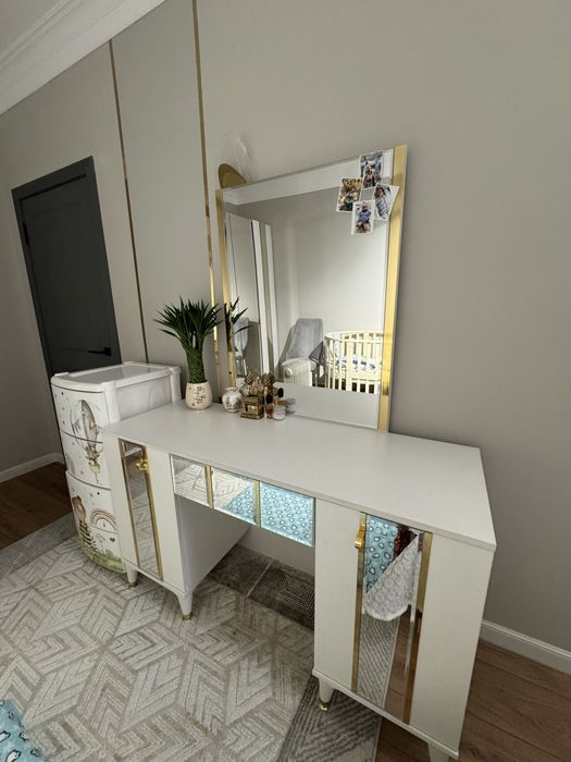 Туалетный столик