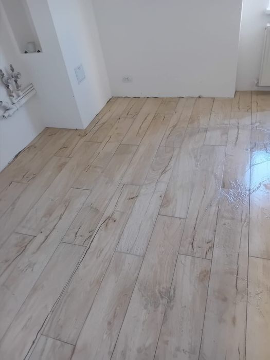 Executam lucrari interioare totale,gresie,faianta,santitare,electrice