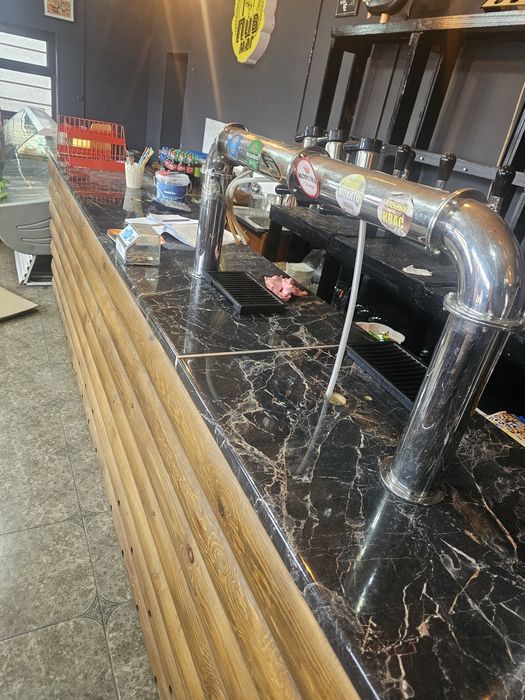 Продам оборудование для кафе .