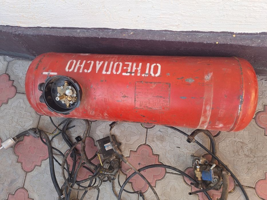 Здравствуйте продаю газовый оборуд