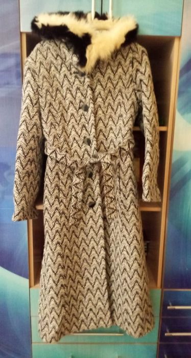 Женское зимнее пальто