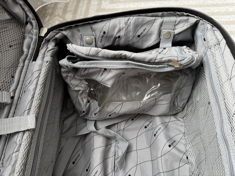 Продам маленький чемодан!