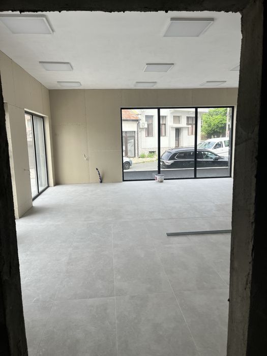 Дава се под наем Магазин в Айтос - 140 кв.м за 510 € - Снимка #7