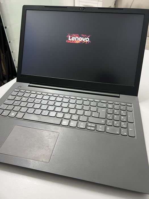 Laptop Lenovo V130 15IKB i5 8250U