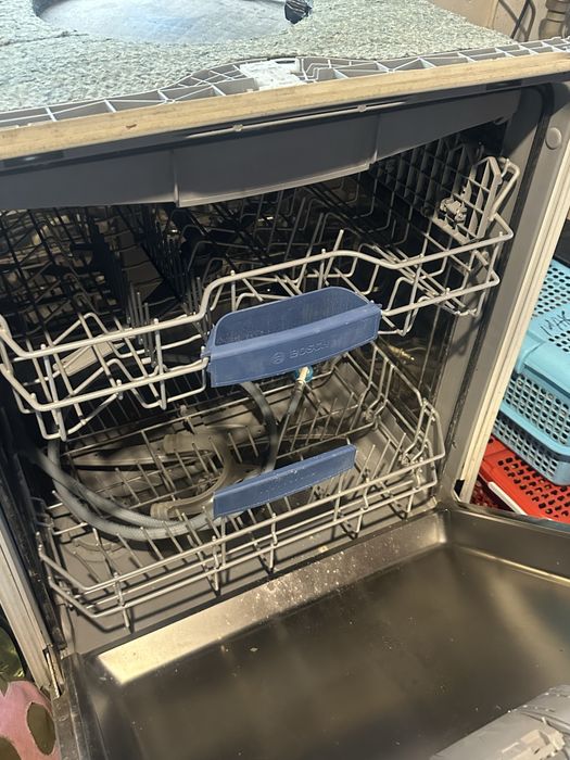 Посудомойчная машина BOSCH