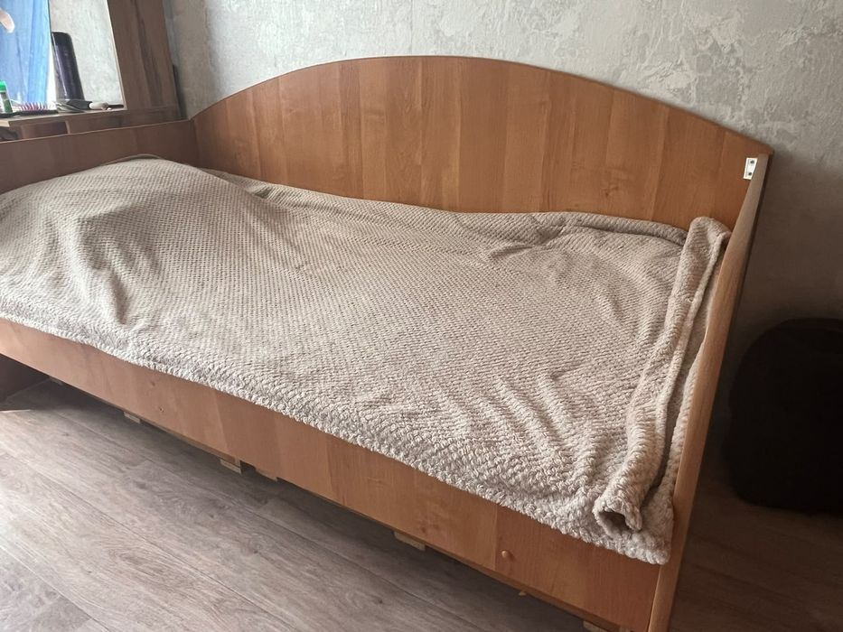 Продам кровать подростковая