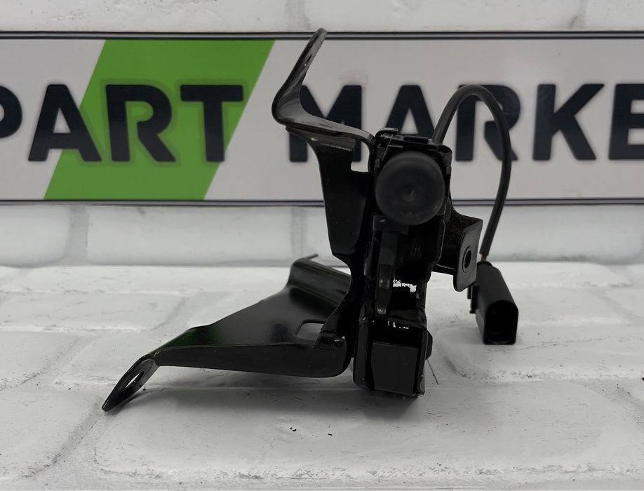 Брава преден капак AUDI A8 D4 4H0823509C