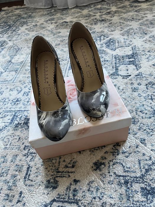 Blossem туфли 37 размер