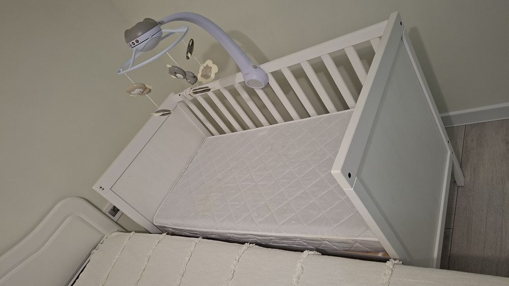 Vand Set Patut bebe din lemn120x60(fara urme de utilizare)