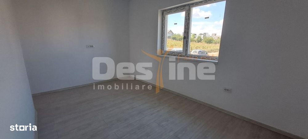 Casă individuală cu 4 camere și teren de 450 mp – Rediu