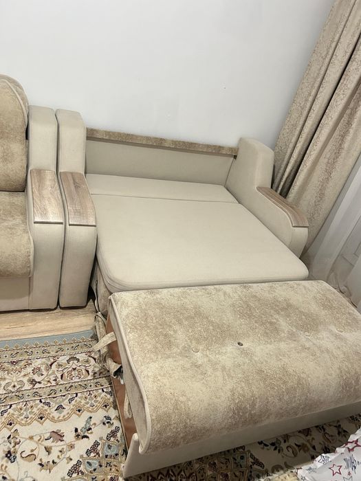 Срочно продам малый диван и кресло