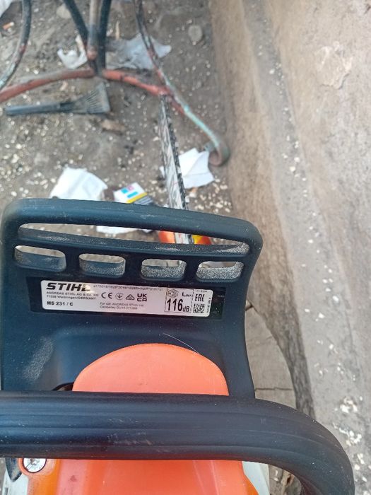 Продавам резачка Щил  MS 231 .